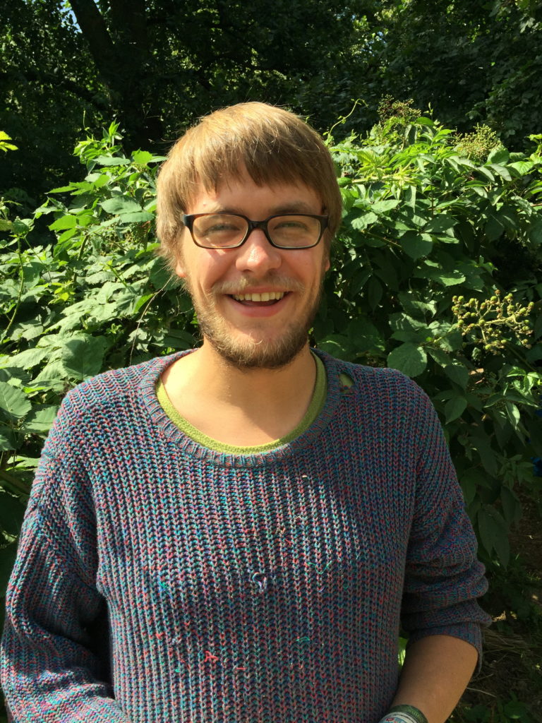 Arne Kopf und Steine